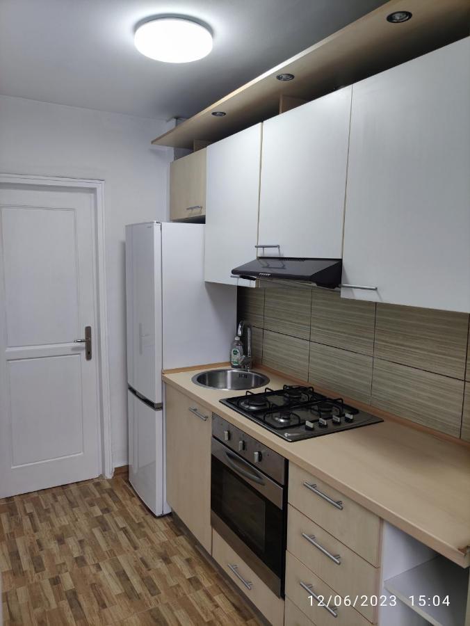 Fabian Central Apartment Bukarest Exteriör bild